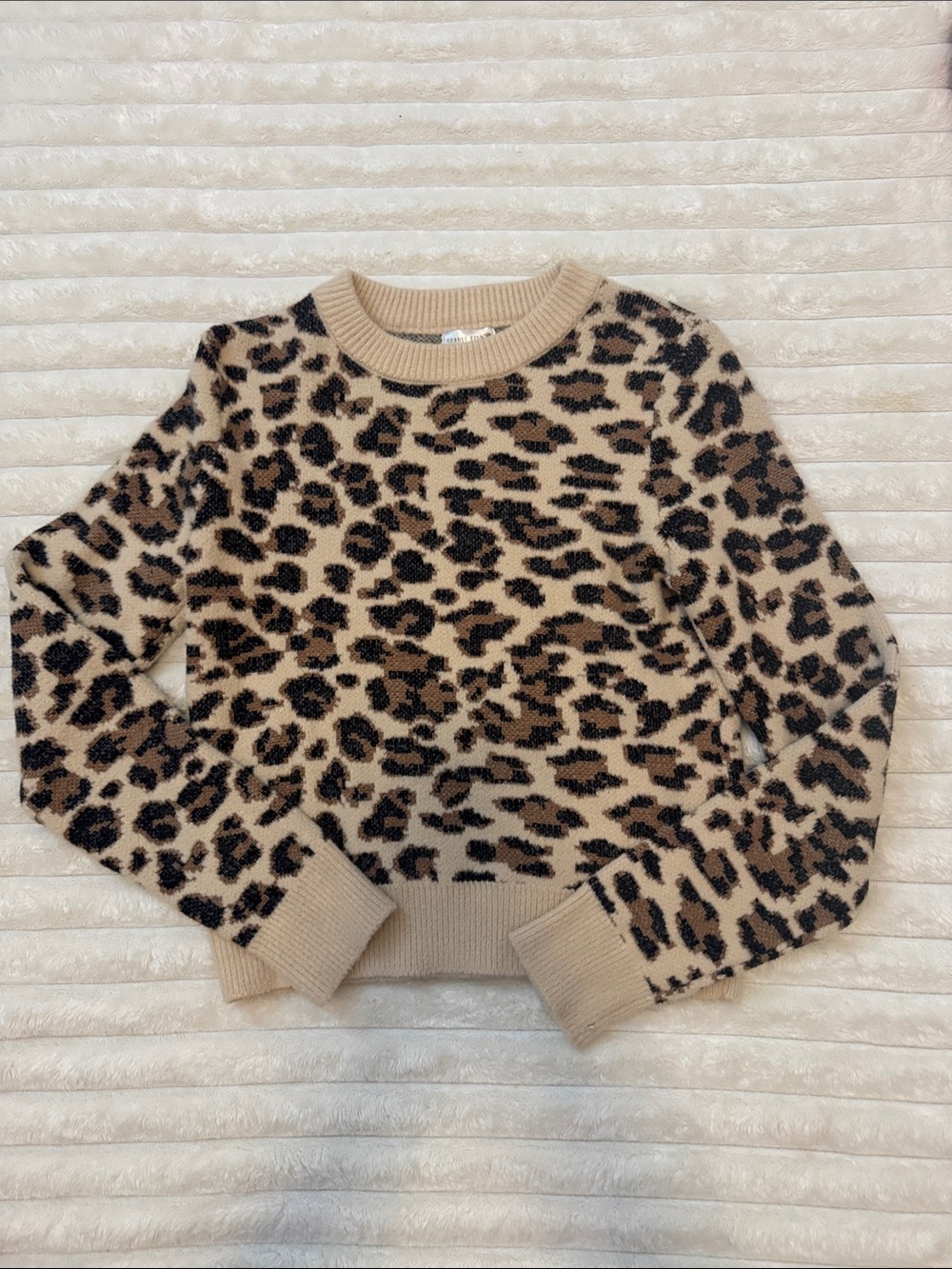 Orange Kiss Leopard Print Fuzzy Sweater Small Tan Brown Animal Print Pullover